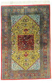 MOSTAFAZADEH(モスタファザデ)