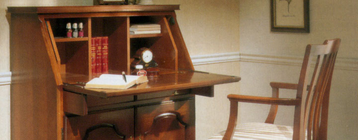 ライティングデスク