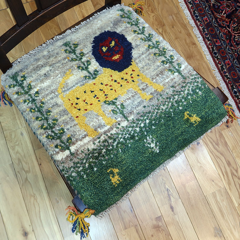 ギャッベ(ペルシャ絨毯)　AB-T1333　座布団サイズ