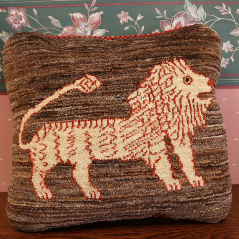 ライオンギャッベのおしゃれなクッションカバー　#280650　約37×35cm　SALE