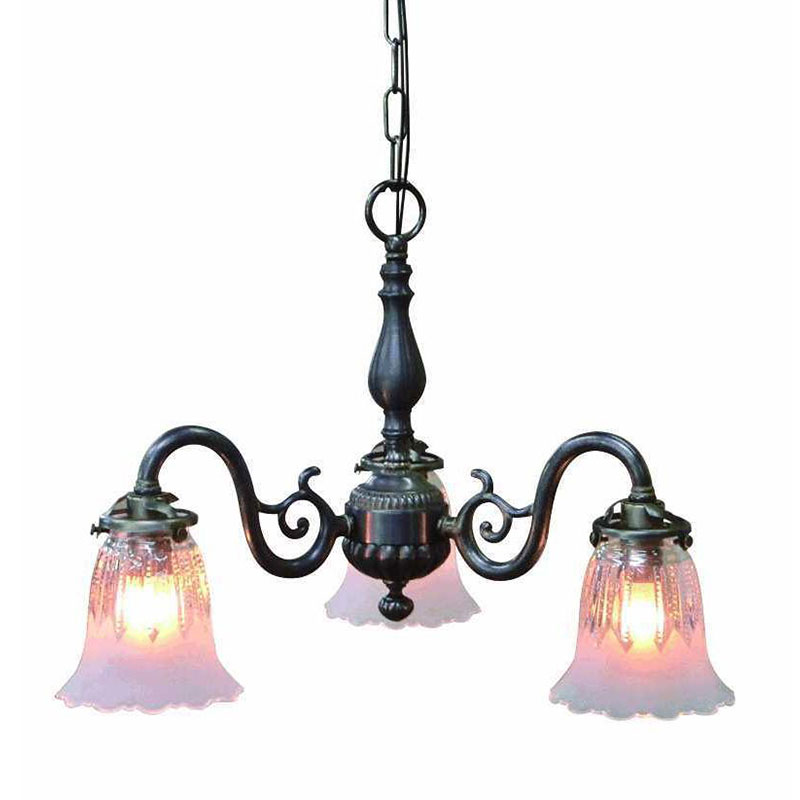ちょっとリッチな感じのアンティーク調フレームの3灯シャンデリア照明 【送料無料】