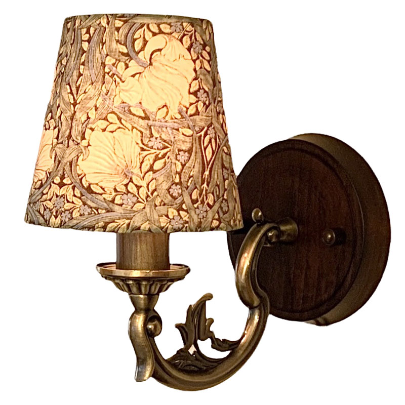 ウィリアムモリスの瑠璃ハコベとポピー柄生地を使用したブラケット