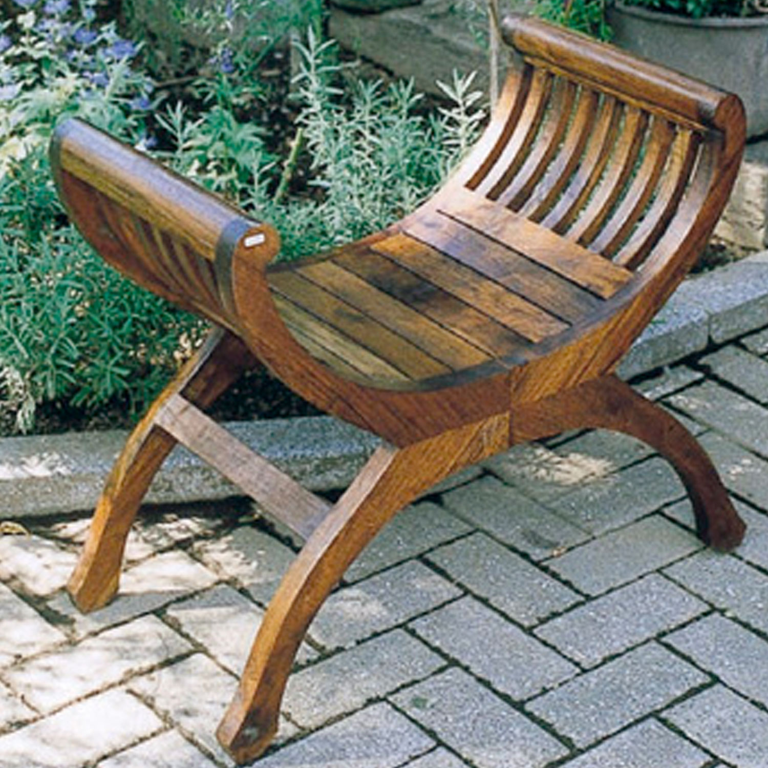 伝統的デザインのユーユチェア　ガーデン家具　【送料無料】