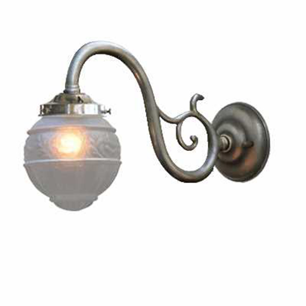 アンティーク調で唐草デザインのウォールランプ(屋内用)　【送料無料】