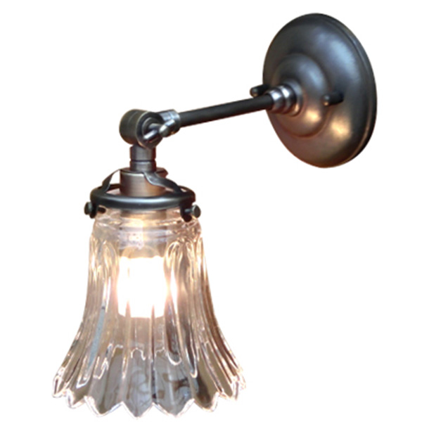 アンティーク調で直線的なフォルムのウオールランプ(屋内用)　【送料無料】