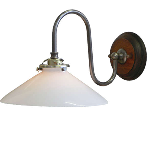 アンティーク調でシンプルシェードのウオールランプ(屋内用)　【送料無料】