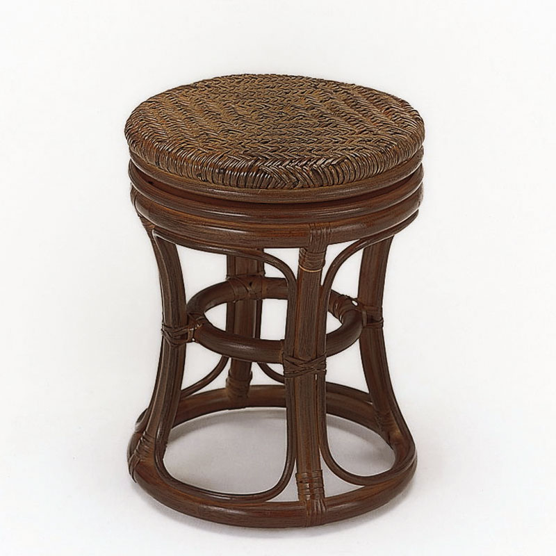 座面がラウンド機能付きでハイタイプのラタンスツール　ラタン・籐家具