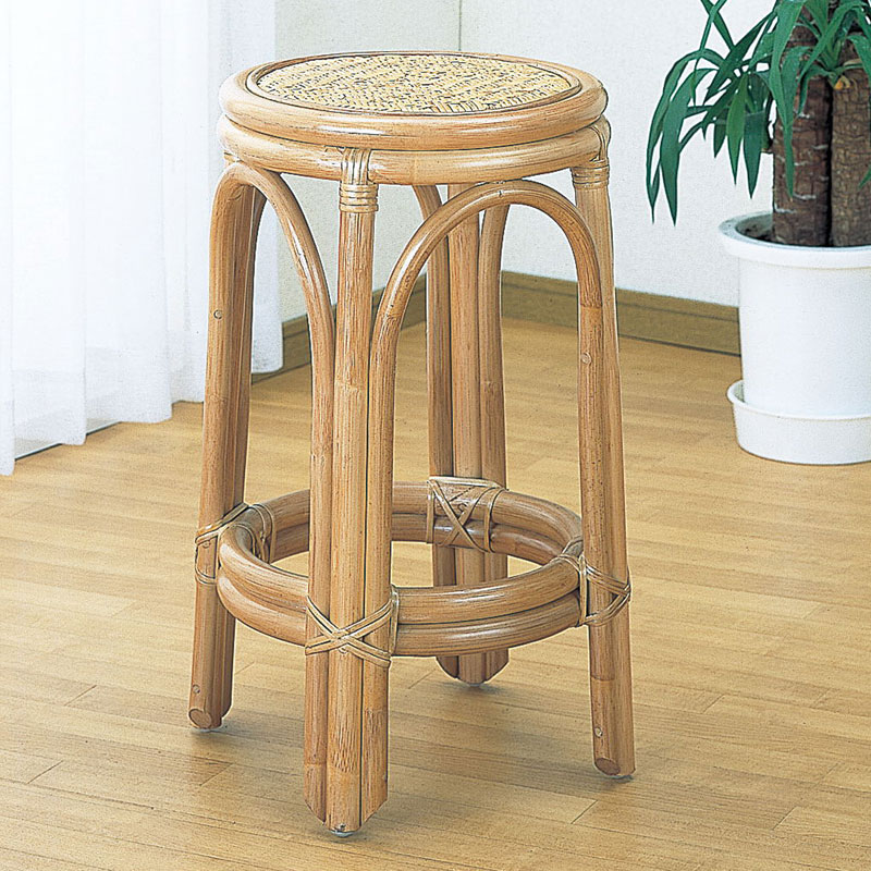 カウンターでも使えるハイタイプのラタンスツール　ラタン・籐家具