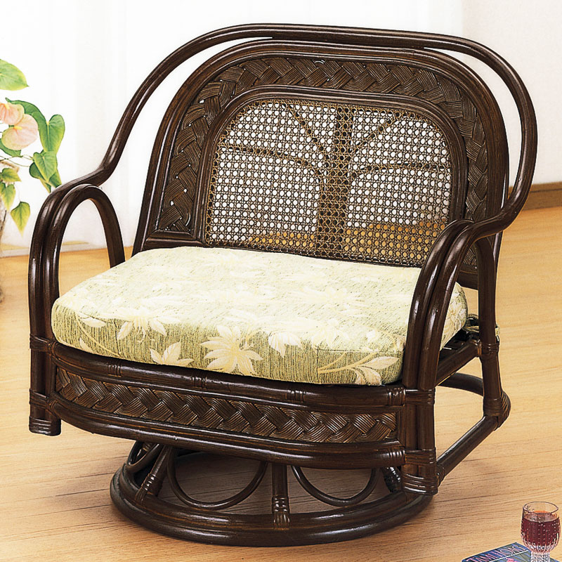 あぐらもかけるワイドなラタン(籐)製シィーベルチェア　ラタン・籐家具