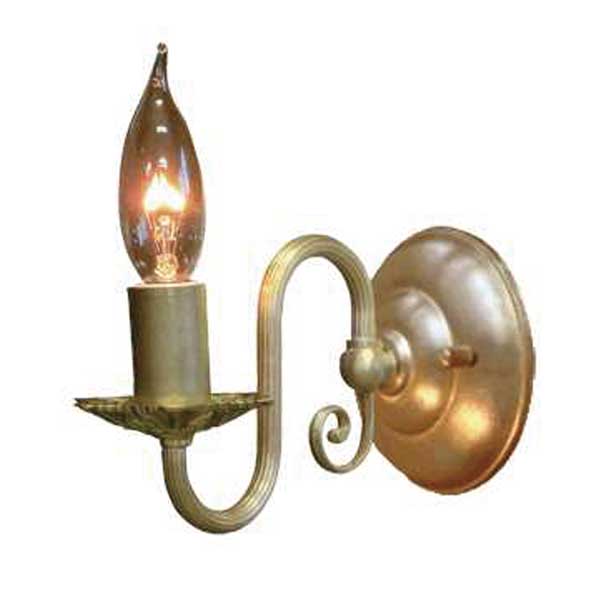 クラシカルな1灯のウォールランプ(屋内用)
