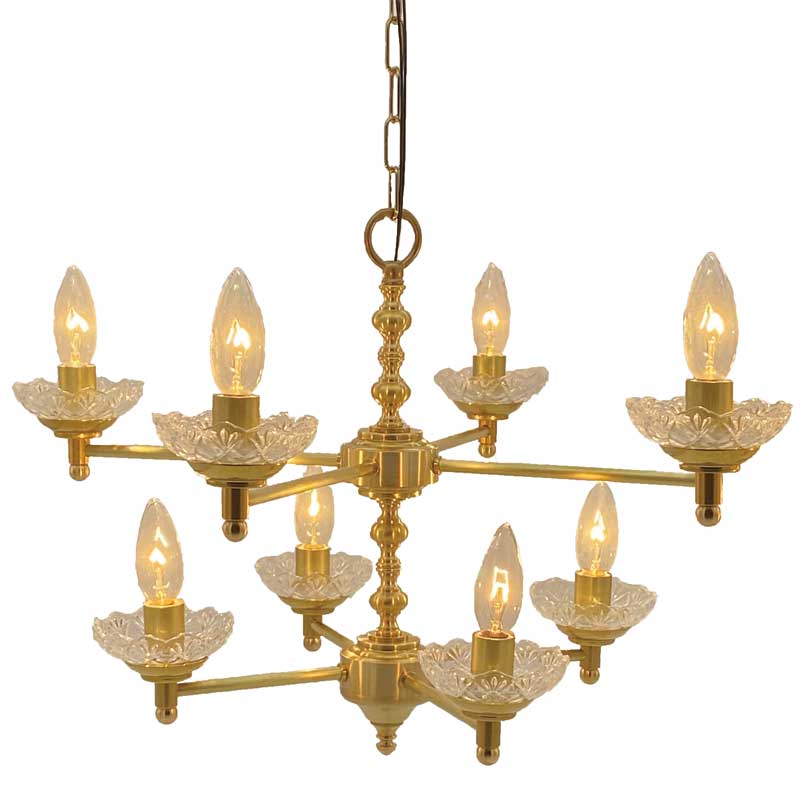 ちょっとモダンな8灯のシャンデリア球を使った吊り下げ照明