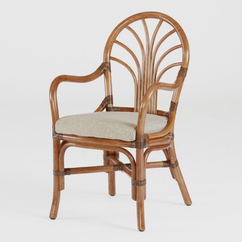 アイスクリームチェアと呼ばれるラタンアームダイニングチェア