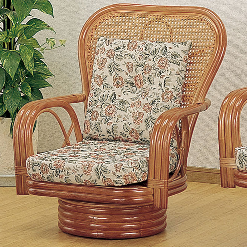 座面高26cm低めのラウンドチェア(籐回転椅子)　#562　ラタン・籐家具