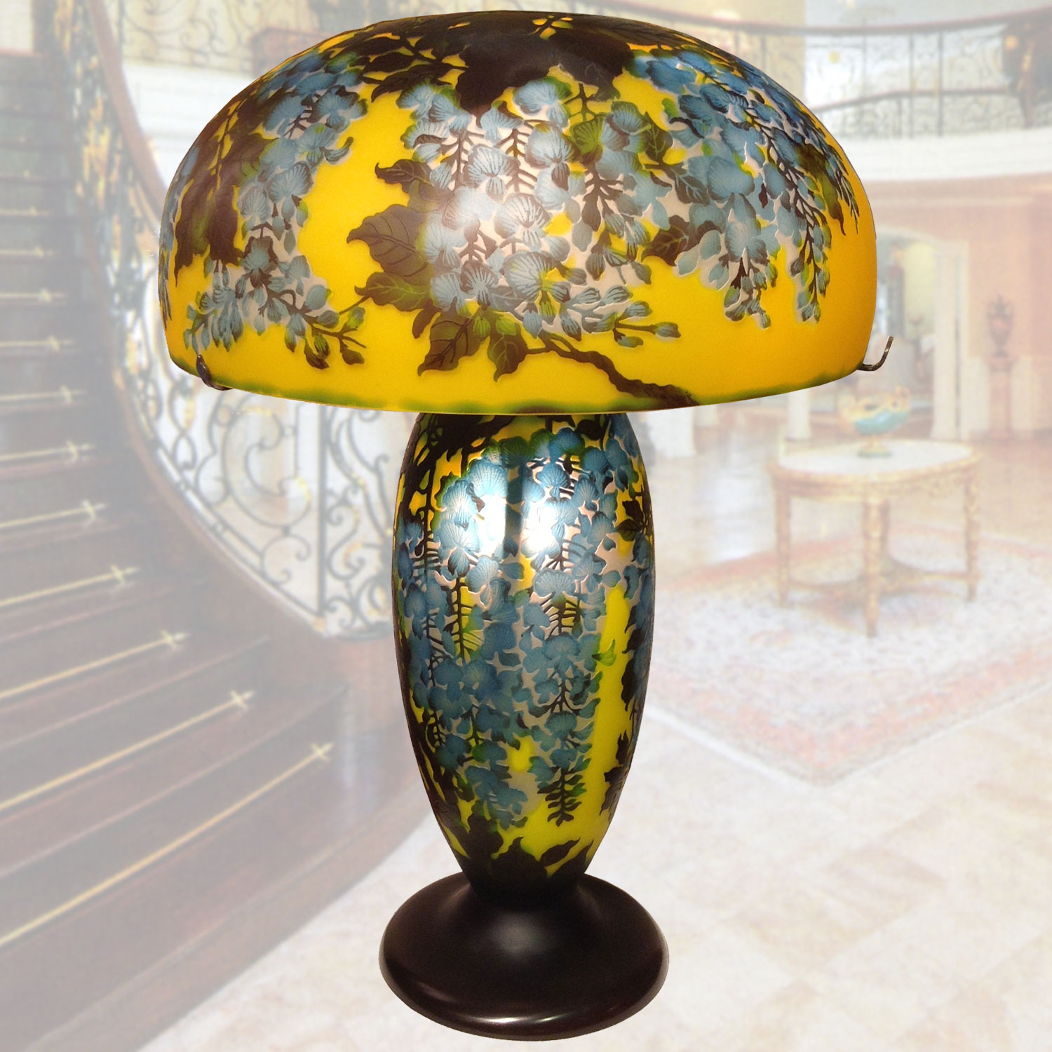 キノコ型ガレ風ランプ　藤モチーフ