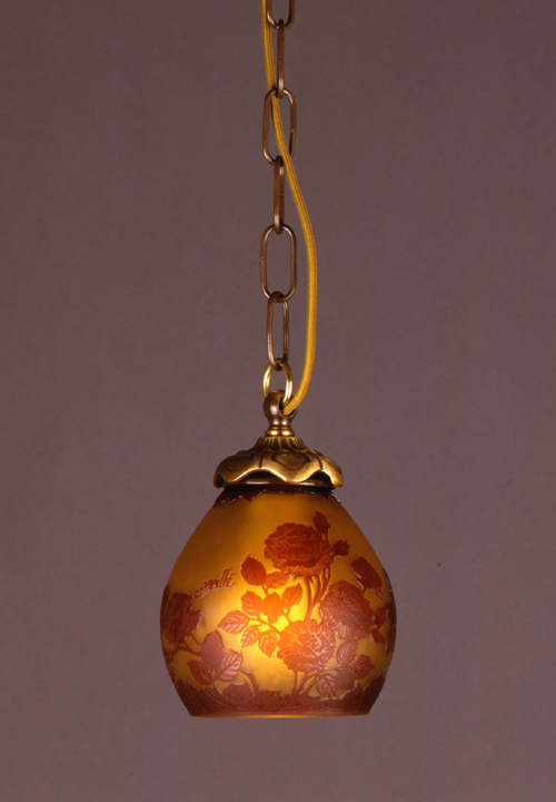 薔薇文様の1灯ペンダント照明　ガレコレクション　送料無料