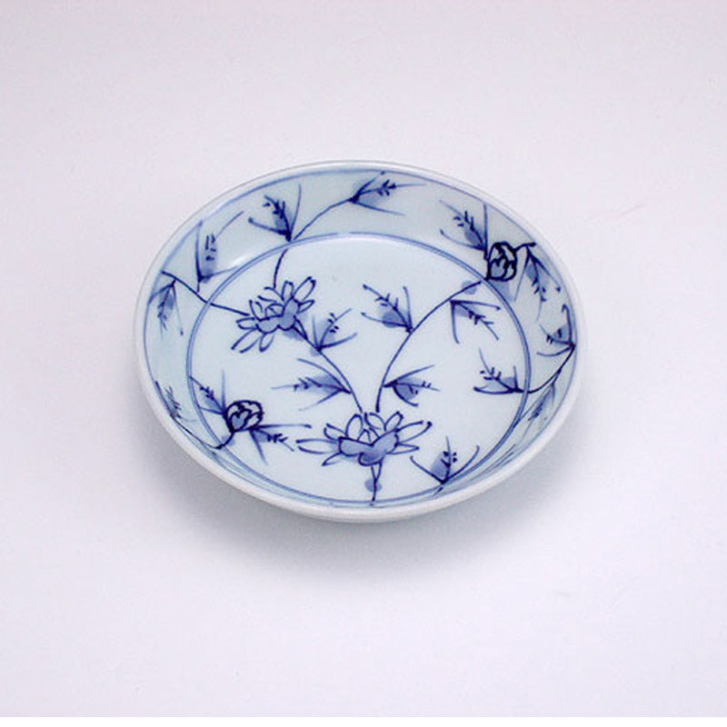 花唐草渕上り4寸皿　青花　有田焼