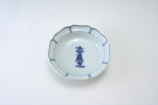 後姿千筋八方割小皿　青花　有田焼