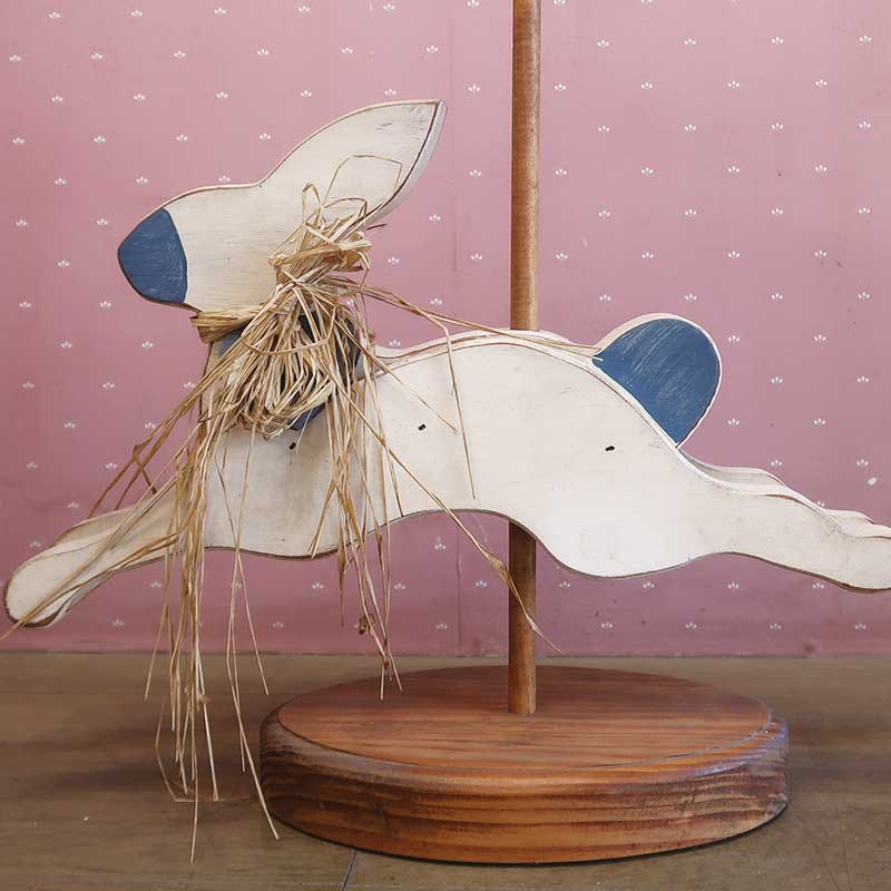 アメリカンカントリー小物　ウサギのメリーゴーランド　木のオーナメント　【送料無料】