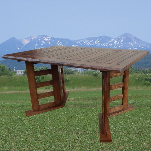 森の香家具シリーズのダイニングテーブル