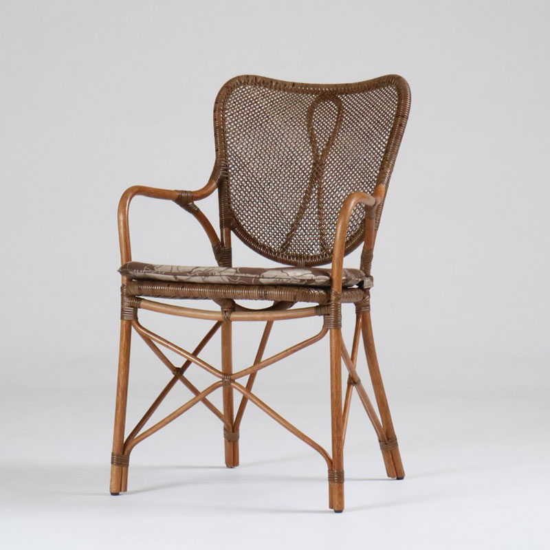 ラタンアームダイニングチェア・ニューアリビオ　カザマ　ラタン・籐家具