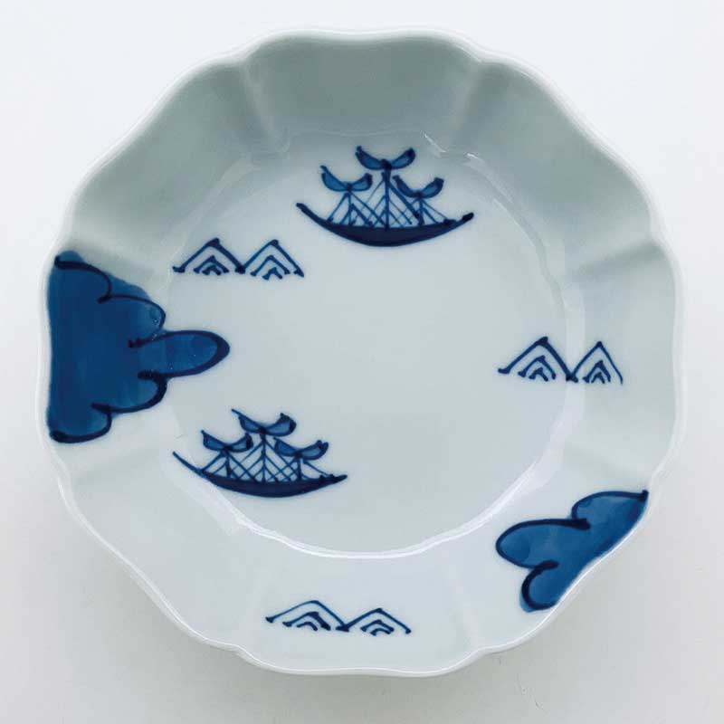 クラシックシリーズ 雲間取帆船八方割小鉢 　青花　有田焼