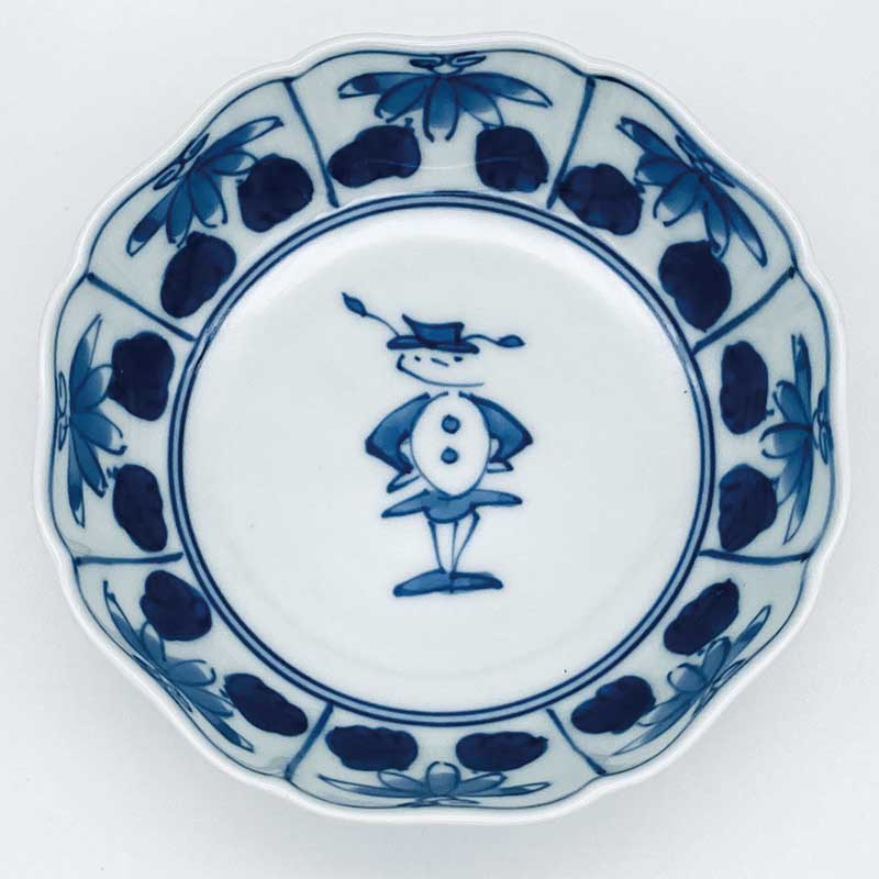 花と人形八方割小鉢 　青花　有田焼
