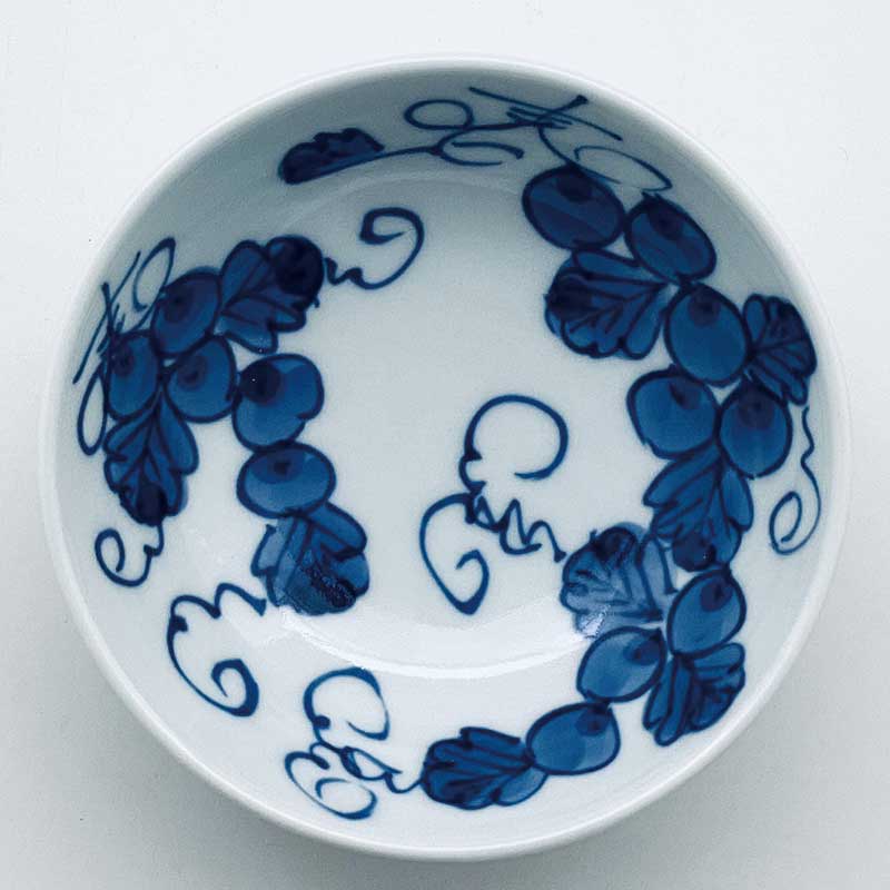 ぶどう絵3寸ボール　青花　有田焼