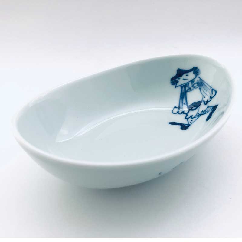 マント異人楕円小鉢　青花　有田焼