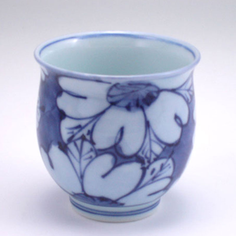 花濃反小湯呑 　青花　有田焼