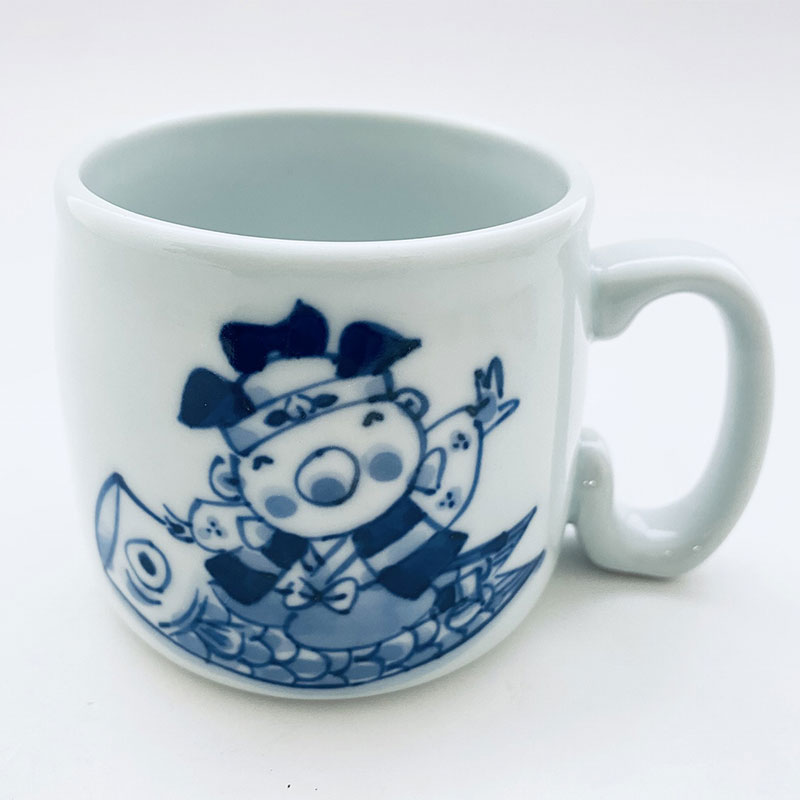 こいのぼりと桃太郎子供用マグカップ　青花　有田焼