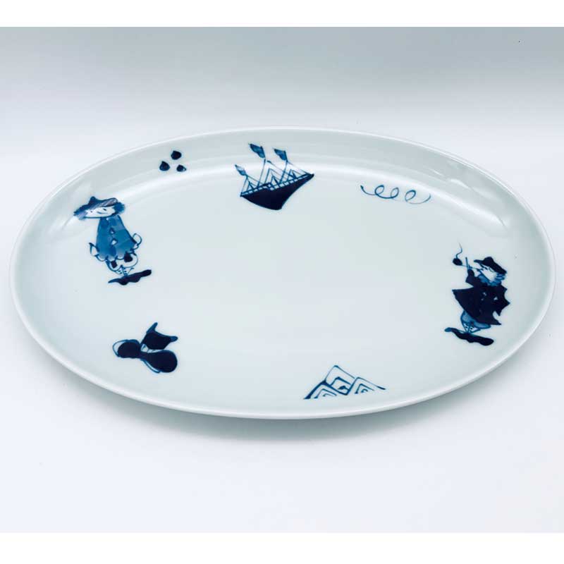 異人づくし小判幅広焼皿　青花　有田焼