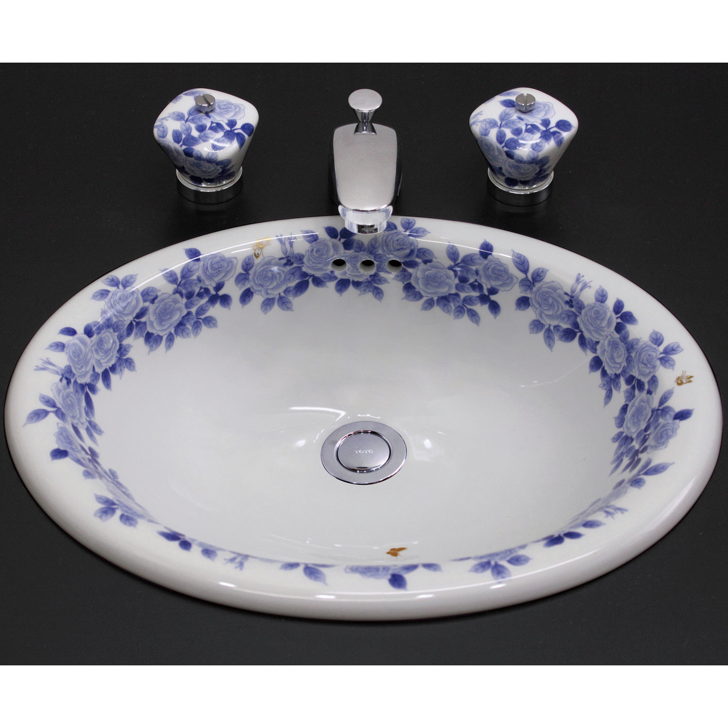 有田焼の楕円型洗面ボウル　染付野薔薇絵楕円型