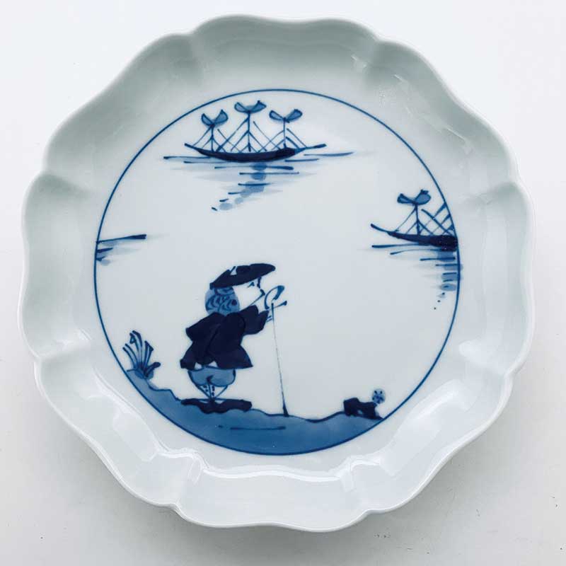 クラシックシリーズ ステッキ異人八方割5寸皿　青花　有田焼