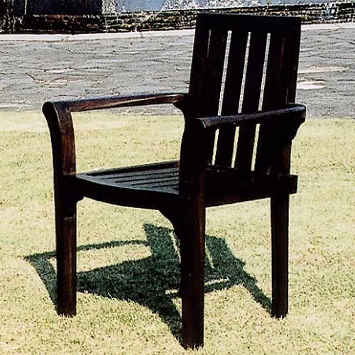 ポピュラースタッキングチェア-重ねられる椅子　ガーデン家具　【送料無料】