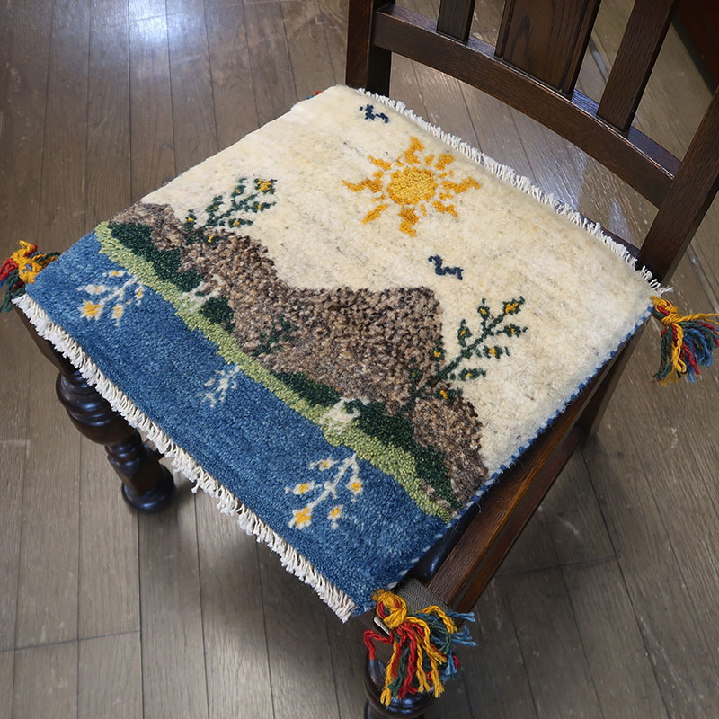 ペルシャ絨毯ギャッベ　AB-T1380　座布団サイズ