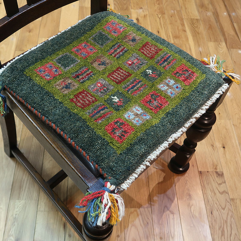 ペルシャ絨毯ギャッベ　AB-PT29948　座布団サイズ