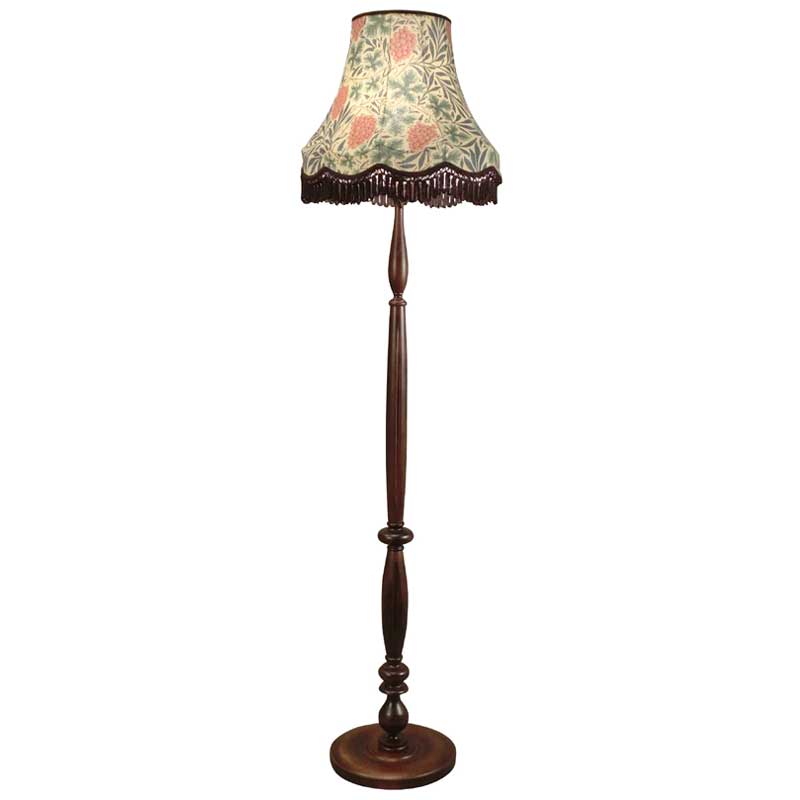 ウイリアムモリスのブドウ柄生地を使用して作成したフロアーランプ