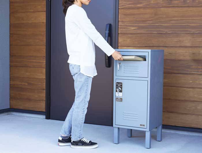 宅配ボックスのある家