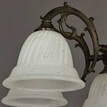 消灯時のガラス