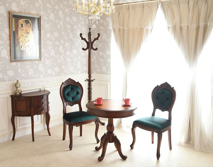 70φトリノカフェテーブル3点セットの写真