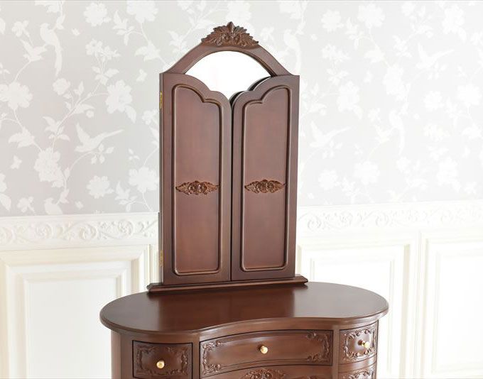 三面ドレッサーの写真