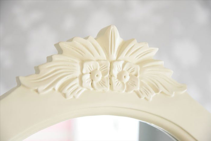 三面ドレッサーの写真