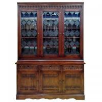 ステンドガラスを配したアンティーク調カップボード(ダイニングボード)150　輸入家具　【送料無料】