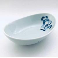 マント異人楕円小鉢　青花　有田焼