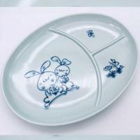 花うさぎ仕切皿　青花　有田焼