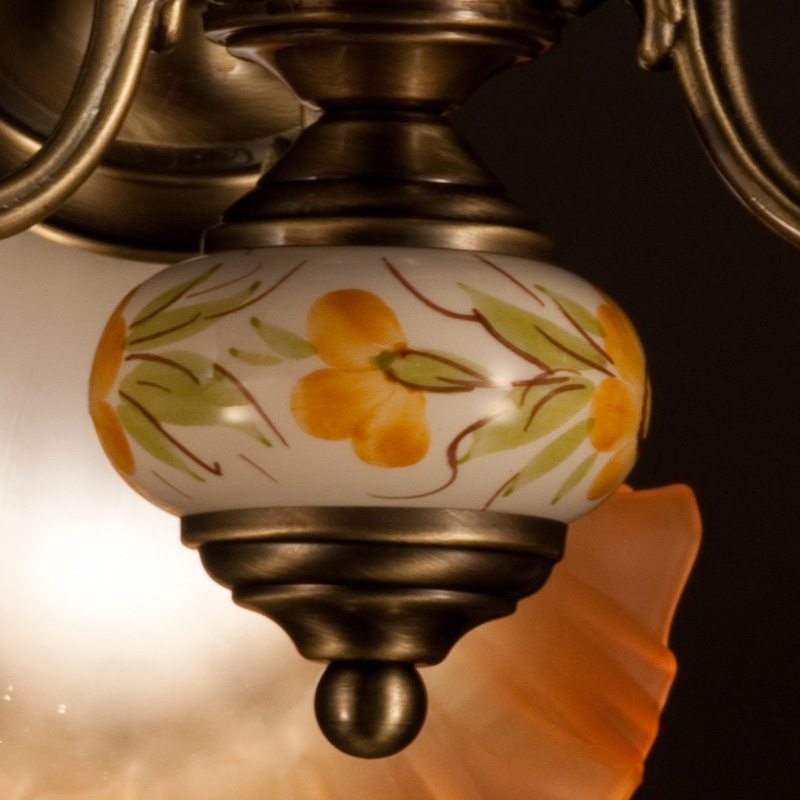 スペイン製の手書きの陶器で装飾された3灯シャンデリア|いい家具ネット