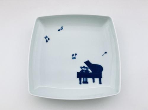 音符とピアノ スクエアプレートM 青花　有田焼