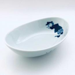 紅毛人楕円小鉢青花　有田焼