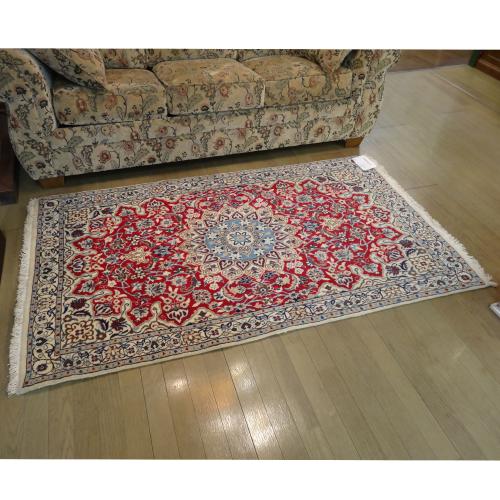 ペルシャ絨毯　ナイン　約195×112cm